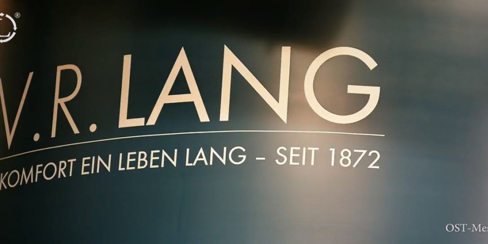 W.R. Lang introduces himself - Image film